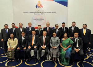 7 वीं RCEP अंतर-सत्रीय मंत्रिस्तरीय बैठक सिंगापुर में समाप्त हुई |_40.1