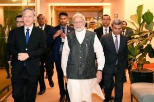 प्रधान मंत्री मोदी ने सिंगापुर में 13 वें पूर्व एशिया शिखर सम्मेलन में भाग लिया |_40.1