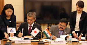 भारत और जेआईसीए ने भारत के लिए ऋण हेतु समझौते पर हस्ताक्षर किये |_40.1