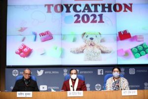 Ramesh Pokhriyal launched Toycathon-2021 to promote manufacturing of toys_4.1