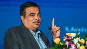 Nitin Gadkari Received 18th Late Madhavrao Limaye Award2022_4.1