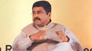 Dharmendra Pradhan releases book titled "Birsa Munda – Janjatiya Nayak"_4.1