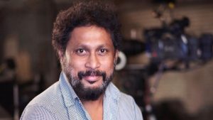 AIMA honours Shoojit Sircar with Director Of The Year award_4.1