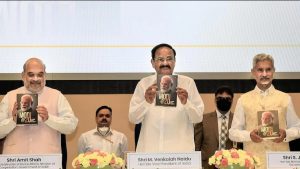 VP Venkaiah Naidu releases 'Modi @20: Dreams Meeting Delivery' book_4.1