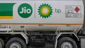 toZomato tie-up with Jio-bp accelerate EV adoption 2022_4.1