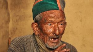 Shyam Saran, first voter of Independent India, casts his postal ballot for Himachal polls_4.1