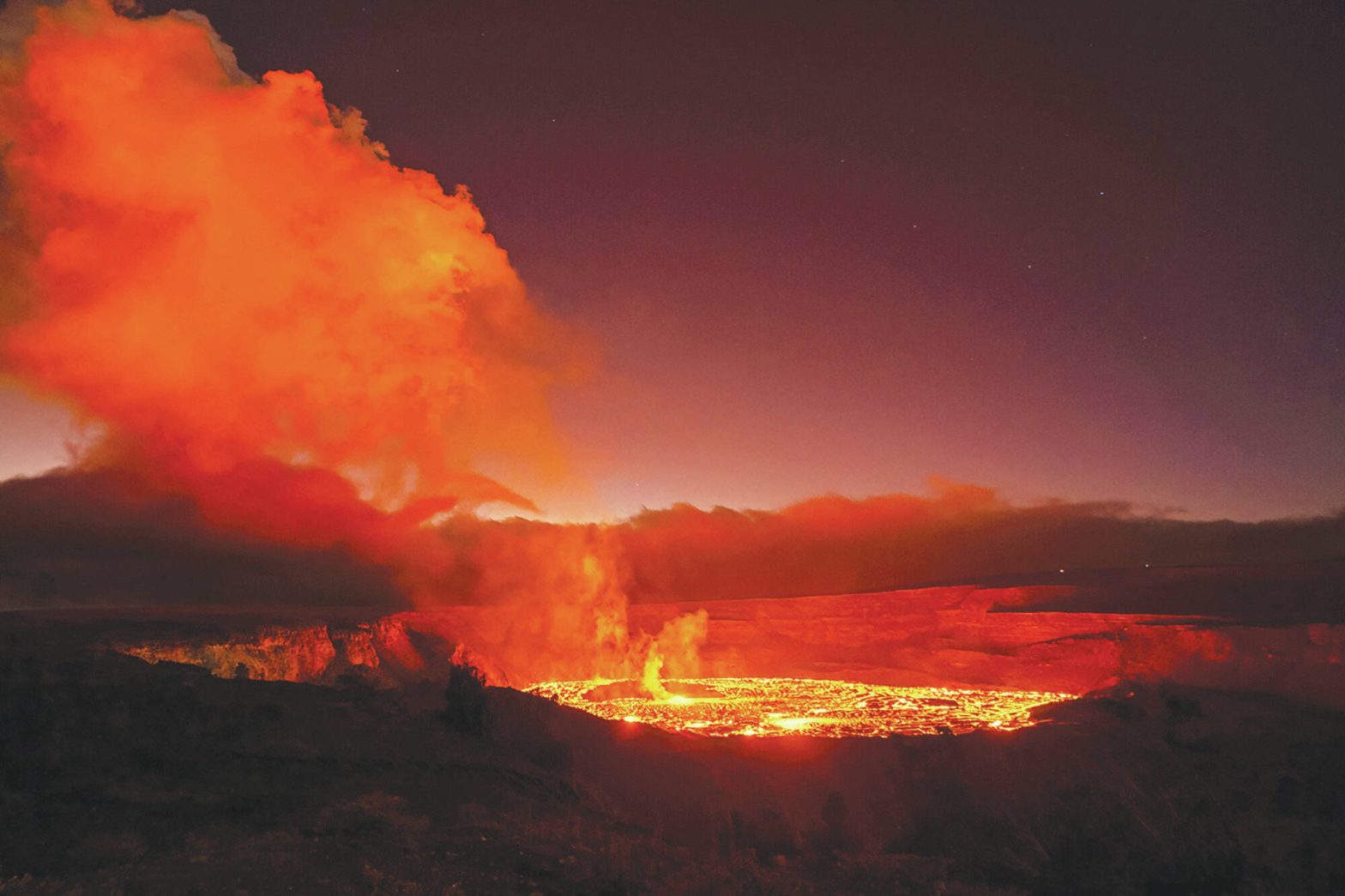 Kilauea volcano erupts on Hawaii's Big Island