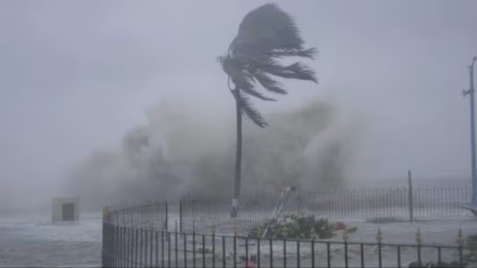 Cyclone 'Midhili' Makes Landfall On Bangladesh's coast