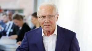 Franz Beckenbauer, World Cup-winning German and Bayern Munich great, dies aged 78