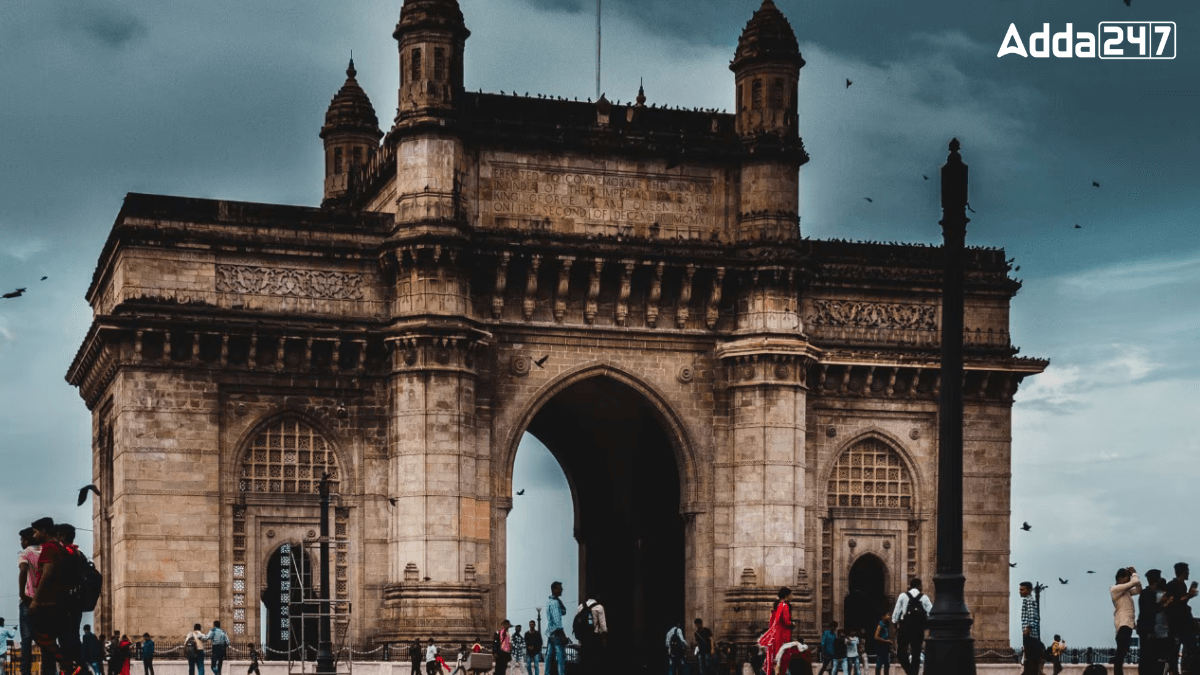 Where is Gateway of India Located?