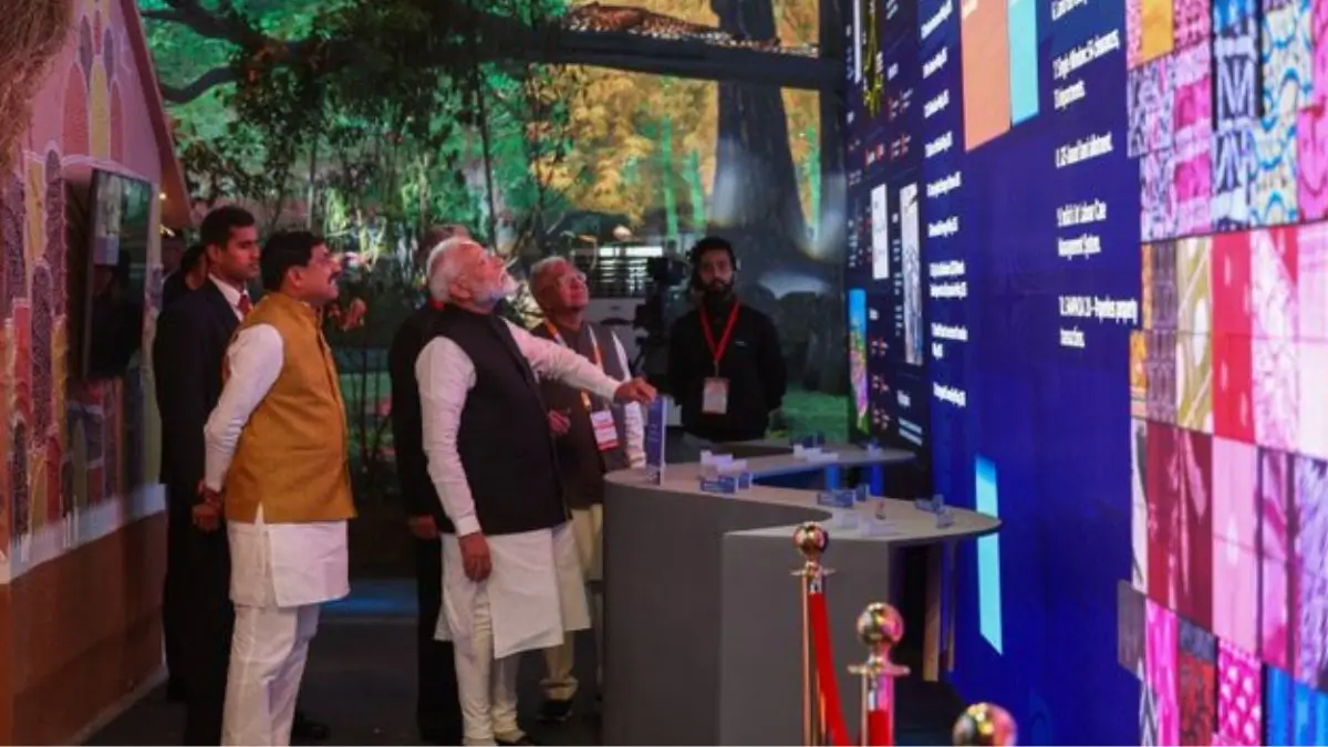 PM Modi Inaugurated Global Investors Summit