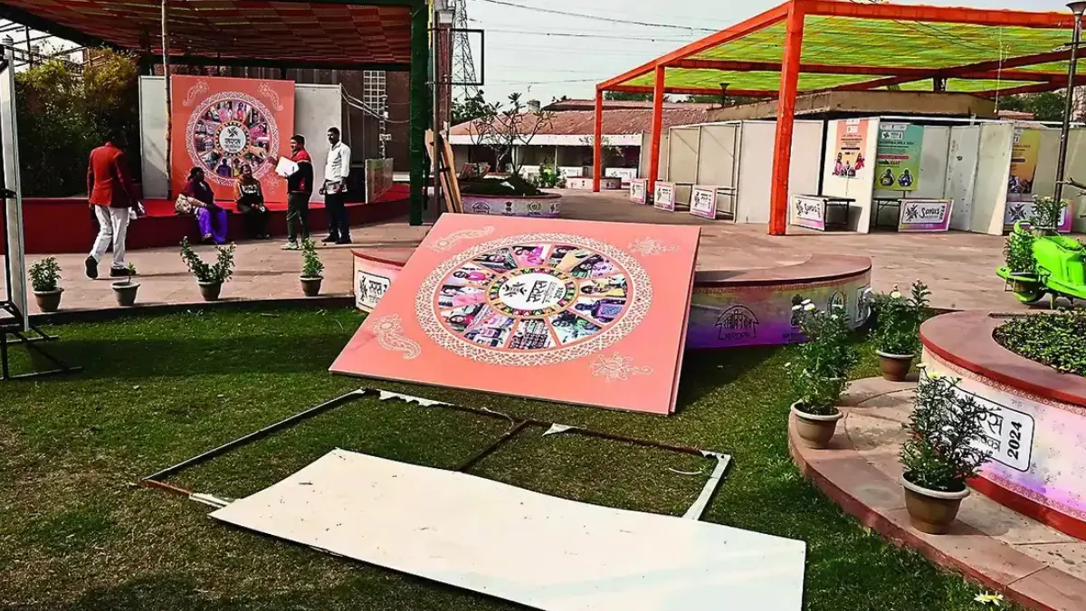 Saras Aajeevika Mela 2025: Showcasing India's Rich Rural Art, Craft, and Culture