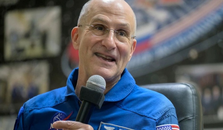 Don Pettit Oldest Serving US Astronaut Returns to Earth on His 70th Birthday