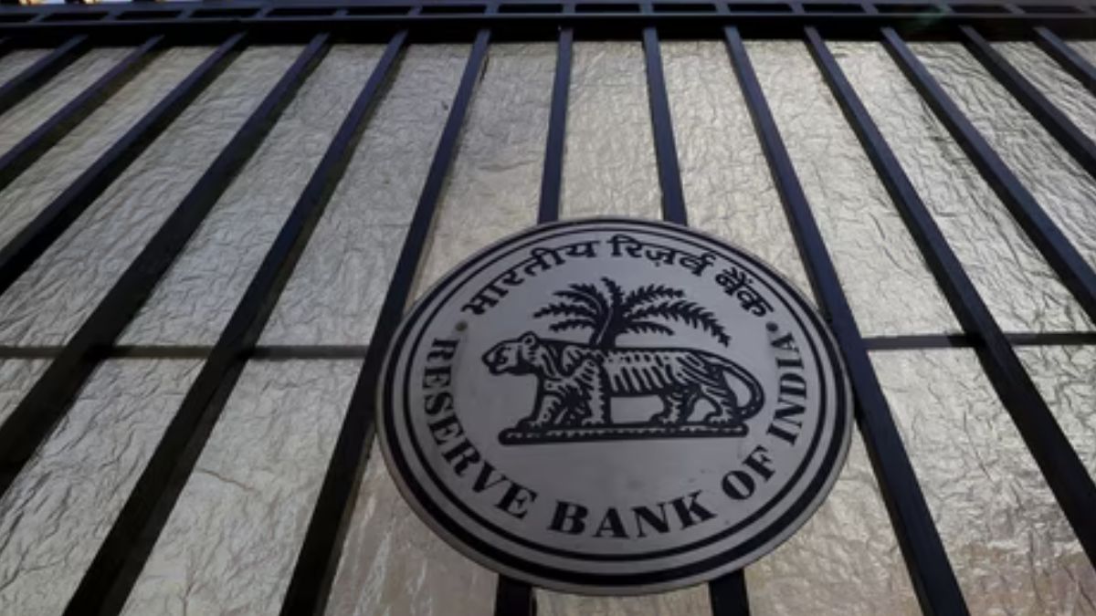 RBI Forecasts Inflation to Align with Target in FY26