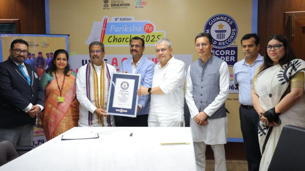 PM Modi’s ‘Pariksha Pe Charcha’ Sets Guinness World Record with 3.53 Crore Registrations