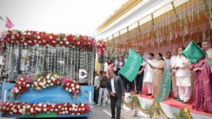 Delhi CM Launches ‘U-Special’ Buses for College Students