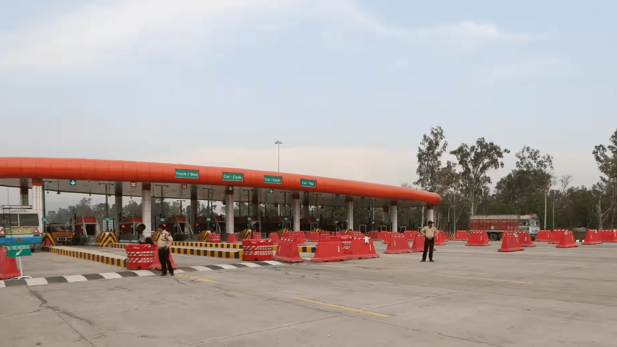 Which Indian State has the Maximum Toll Plazas?