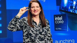 Intel Reshuffles Leadership, Holthaus to Exit