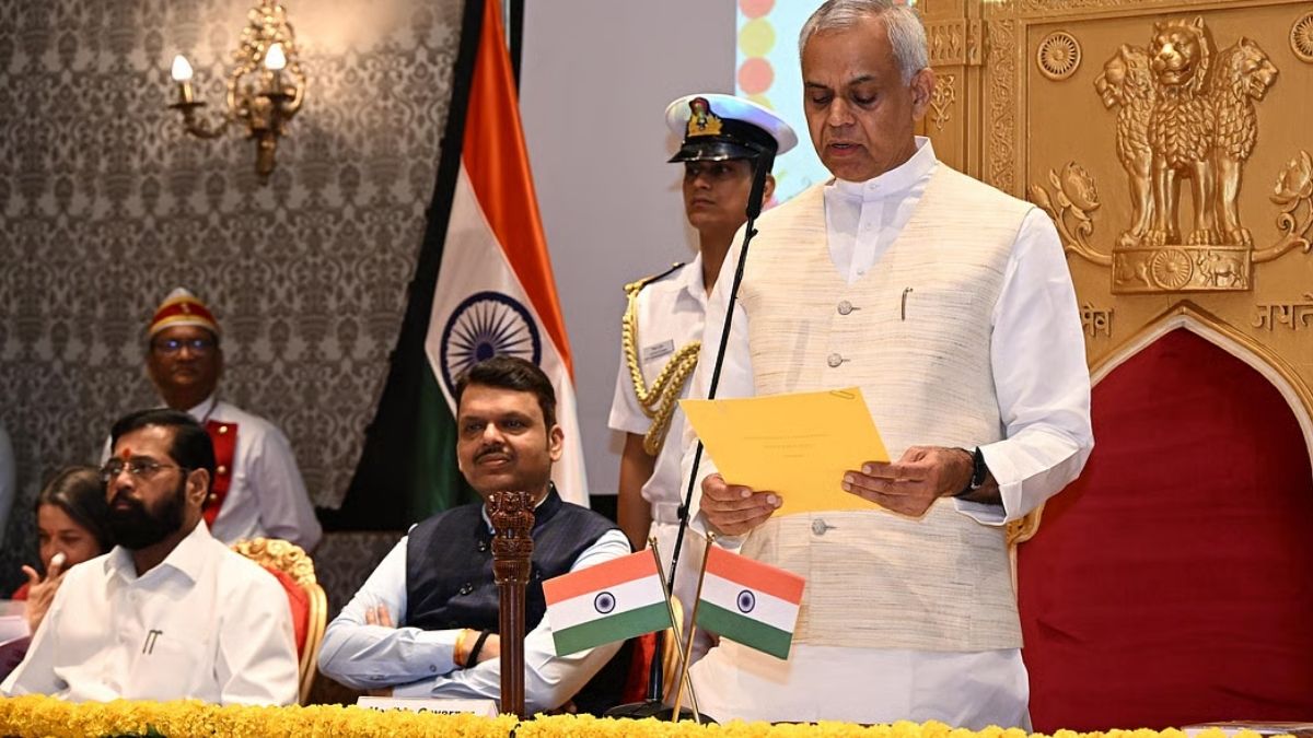 Acharya Devvrat Takes Oath as Maharashtra Governor