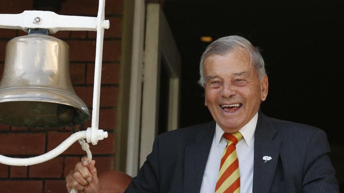Legendary Cricket Umpire Dickie Bird Passes Away at 92