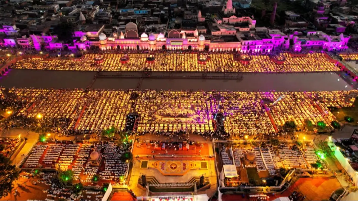Which District of Uttar Pradesh is Known as the City of Diwali?