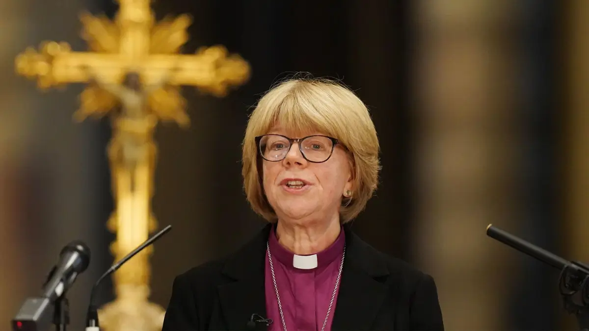 Dame Sarah Mullally to Become First Woman to Lead the Church of England