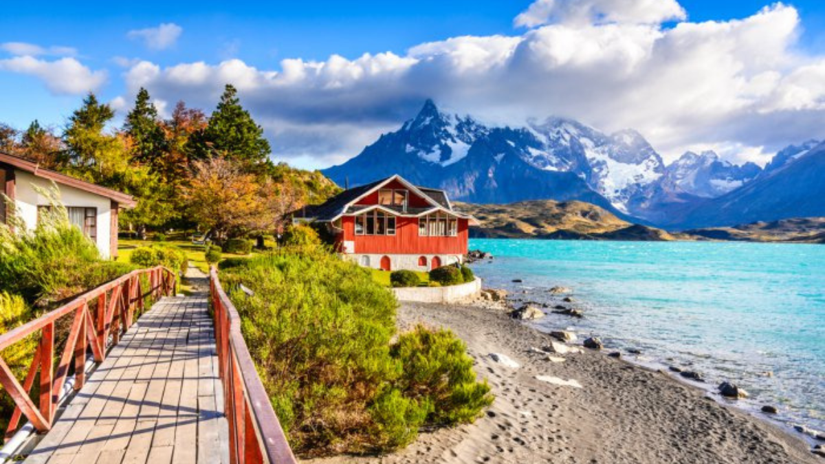 Top-10 Countries that Pay You to Move There, Check the List