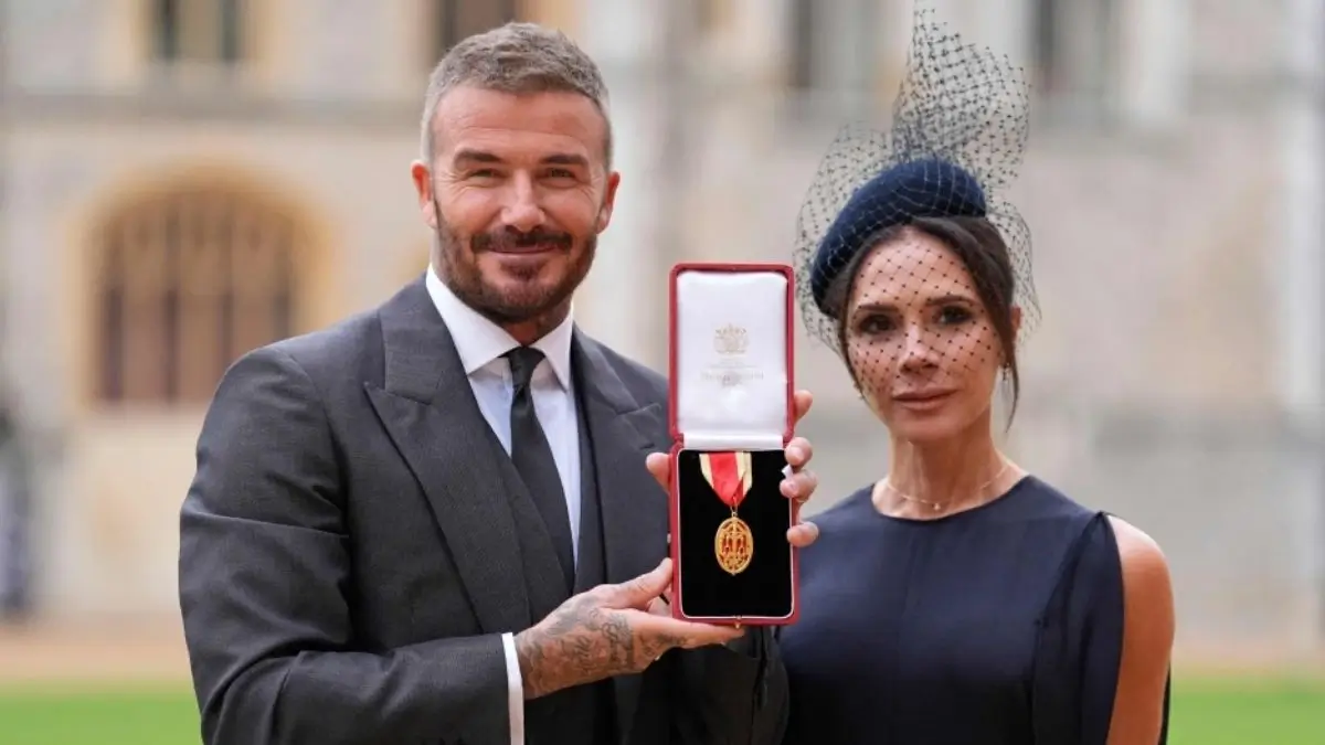 David Beckham received which specific title as part of his knighthood? a) Knight Commander of the British Empire (KBE) b) Knight Bachelor c) Knight of St Michael and St George (KCMG) d) Companion of Honour