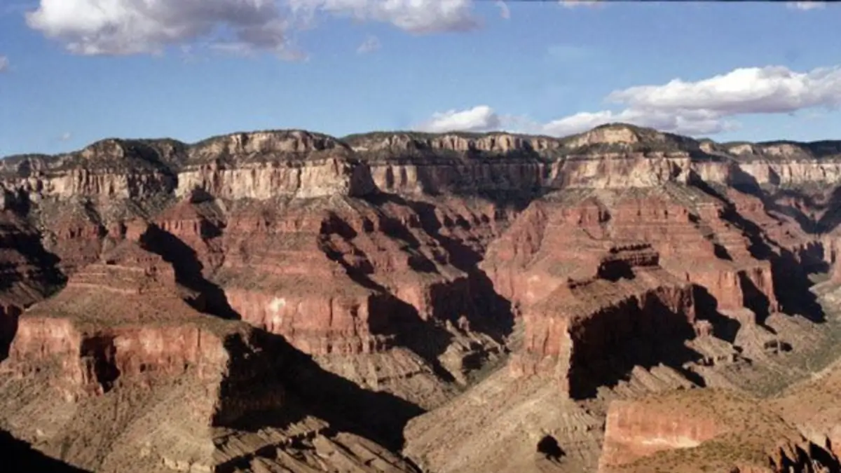 Top-7 Oldest Rocks Ever Found in the World, Know the Names