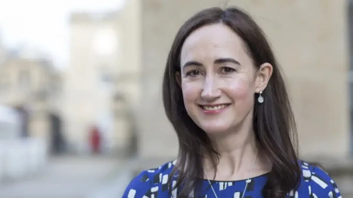 Sophie Kinsella Dies at 55: A Look at the Author Behind the Shopaholic Series