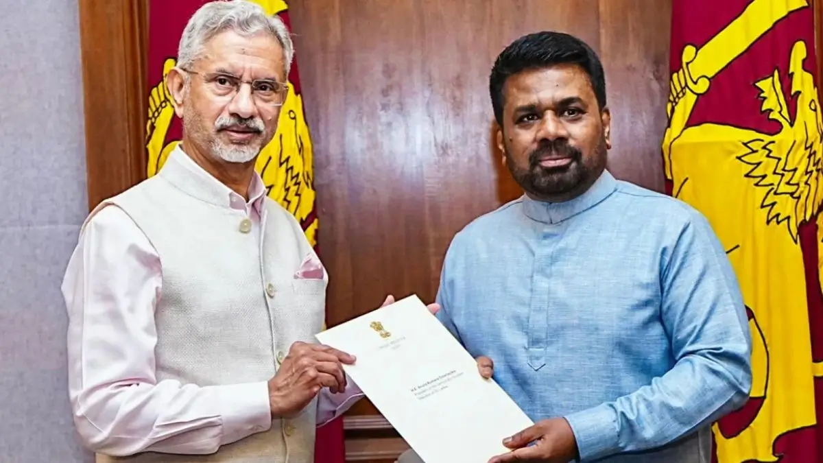 India pledges $450 million relief package for Sri Lanka after Cyclone Ditwah