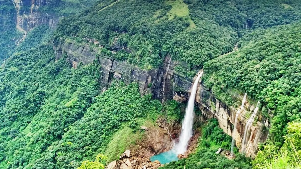 Which Waterfall is known as the Seven Sisters Waterfall?_4.1