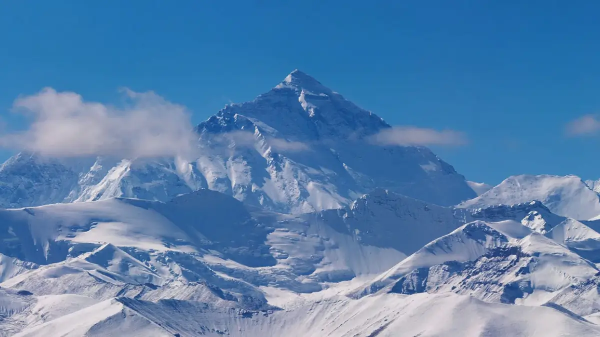 Which Mountain is known as the Majestic Peak of Asia?