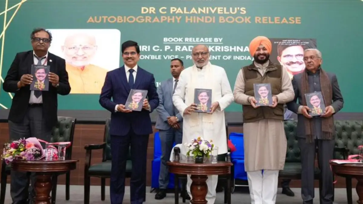 Vice-President Releases Hindi Edition of ‘Palanivelu GUTS’