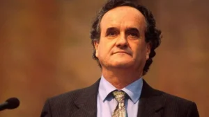 Veteran Journalist Mark Tully Dies at 90: Early Life, Career and Key Achievements