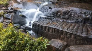 Which River is known as the River of Thousand Temples?