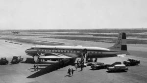 Which is the Oldest Airport in the World? Check Here