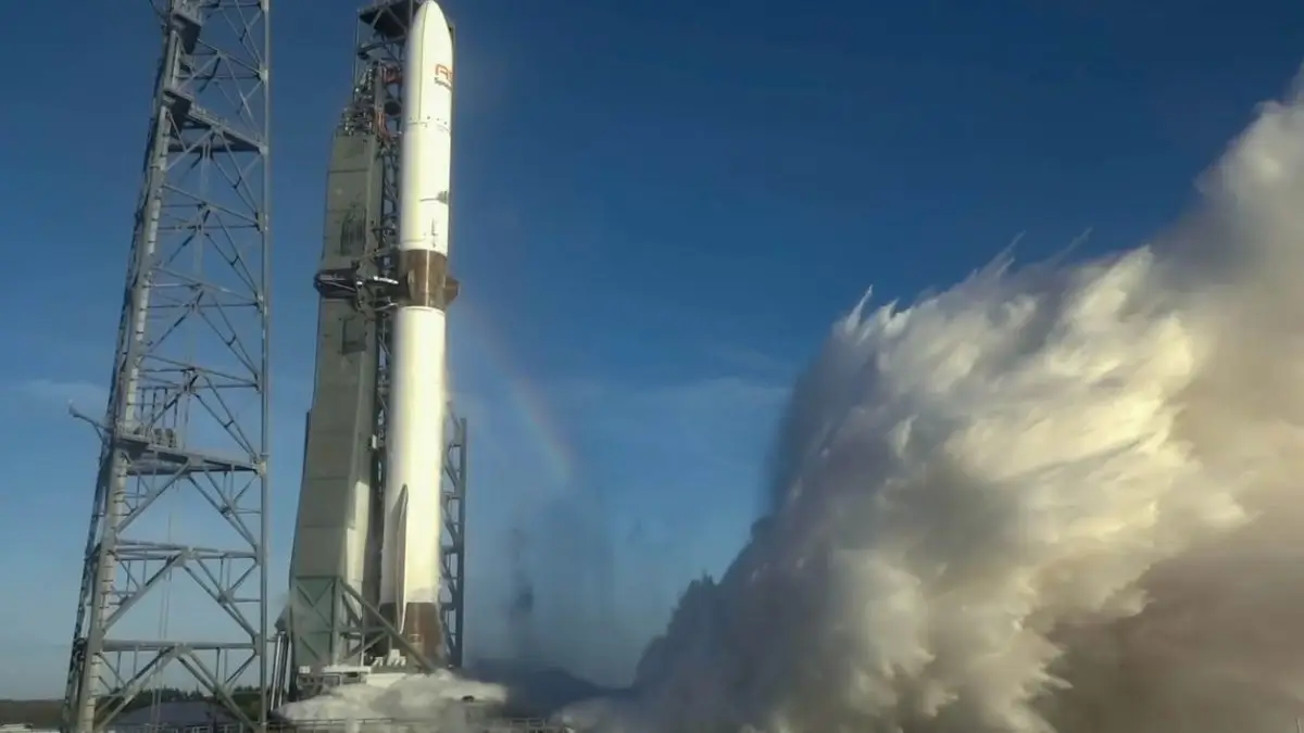 Blue Origin Achieves First Successful Landing of Reused New Glenn Booster