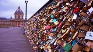 Which Indian City is known as the City of Locks?