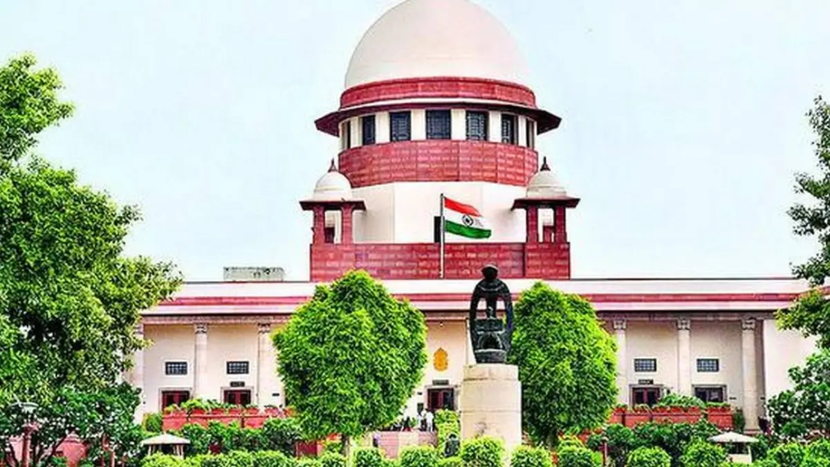 Safe Highway Travel is Fundamental Right Under Article 21, Rules Supreme Court