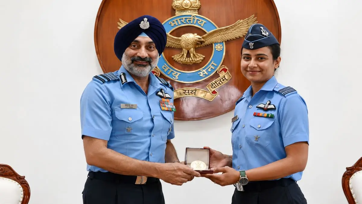 Indian Air Force Officer Squadron Leader Saanya Becomes First Woman Cat-A Flying Instructor