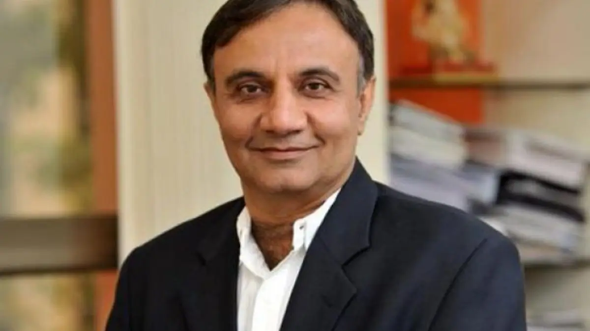 Sandeep Bakhshi to Continue as ICICI Bank CEO Until 2028 After RBI Approval