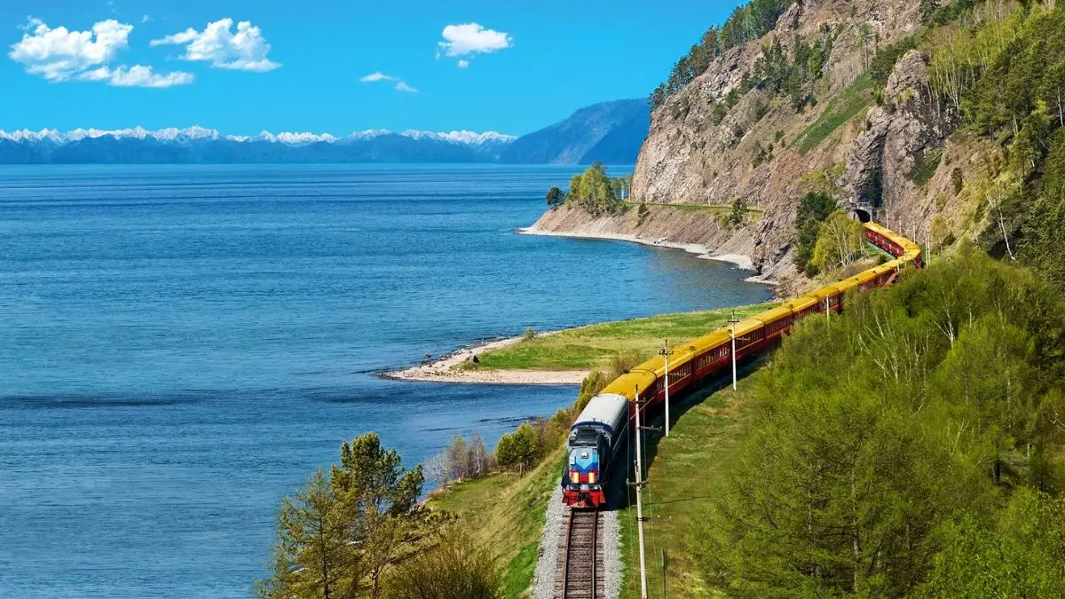 Which is World’s Longest Railway Route? Distance, Route Map and Key Facts