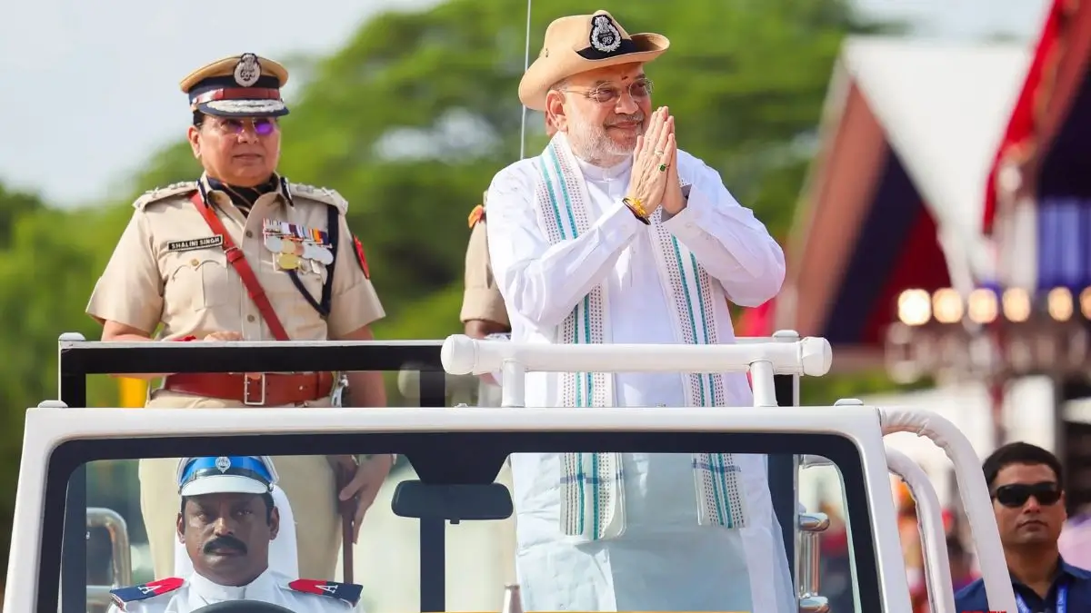 Amit Shah Presents President’s Colours to Puducherry Police