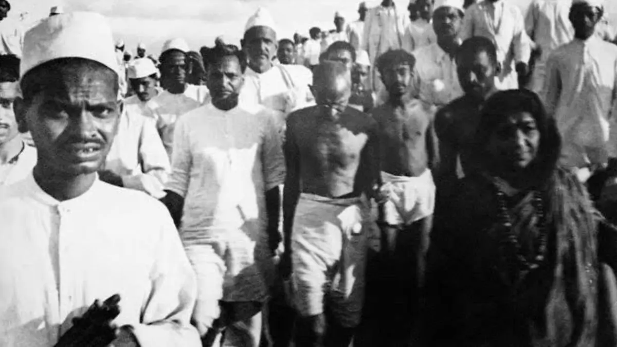Independence Day: 15 Iconic Images That Capture India’s Freedom Struggle_8.1